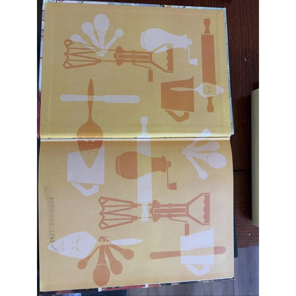 VTG Better Homes & Gardens Pies & Cakes Cookbook 1966 No Markings 1st Edition